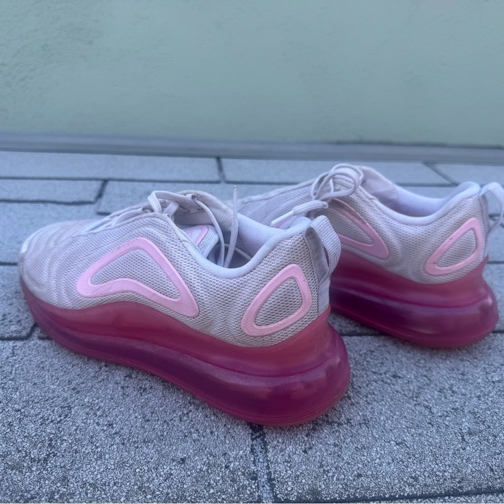 Stylish Pink Women's Sneakers